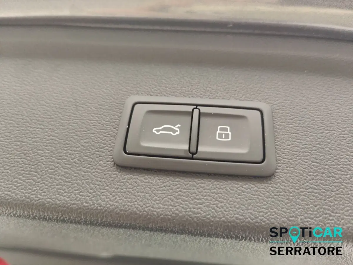 Audi A3 Sportback usata a Como (16)