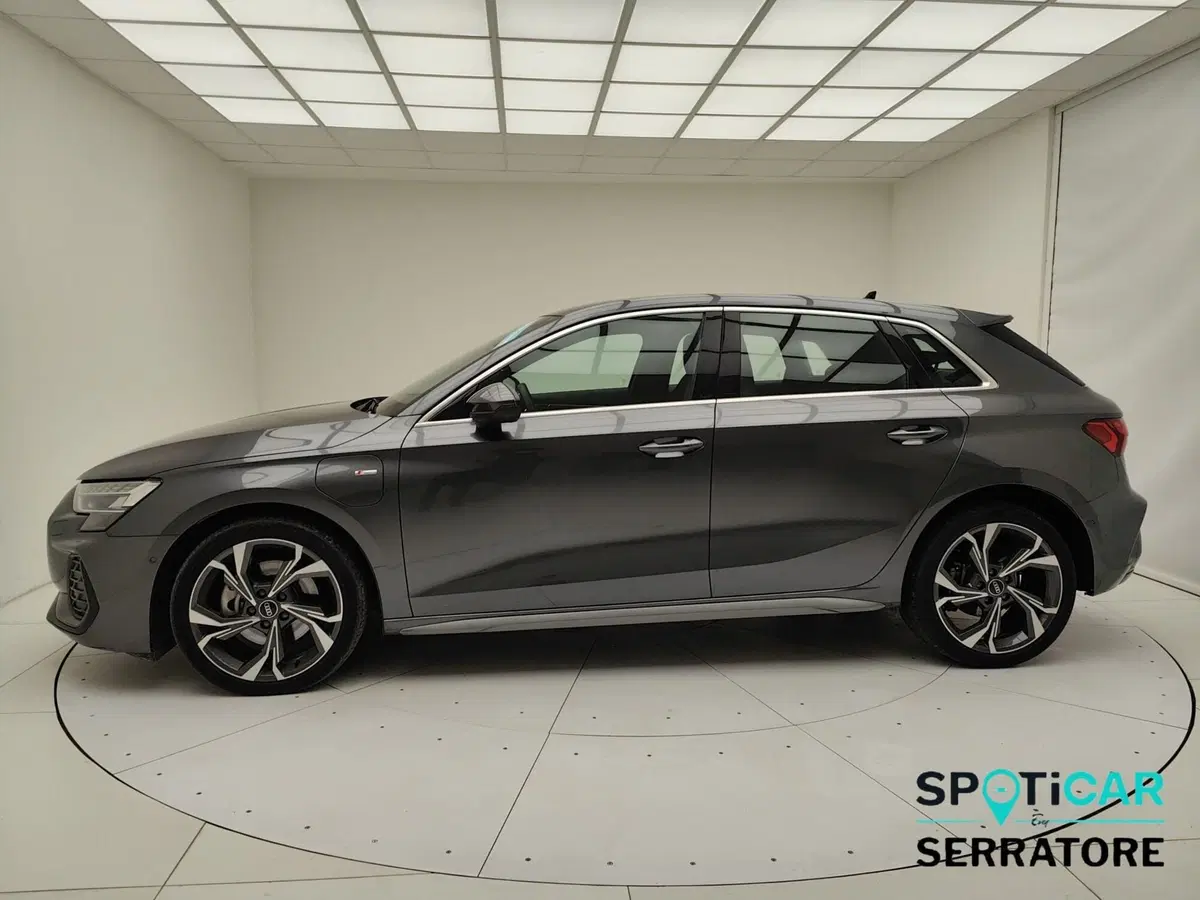Audi A3 Sportback usata a Como (20)