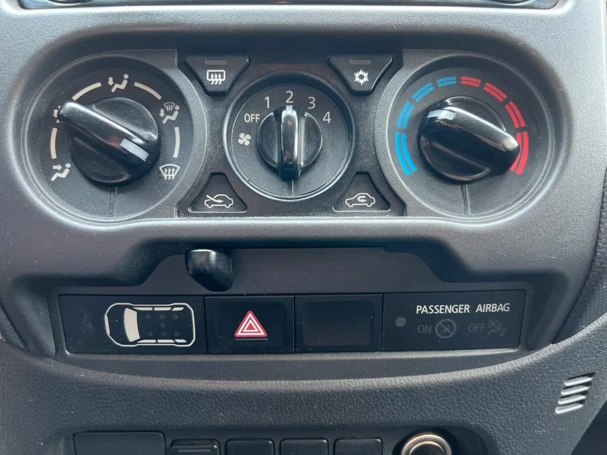 Mitsubishi L200 usata a Sondrio (13)
