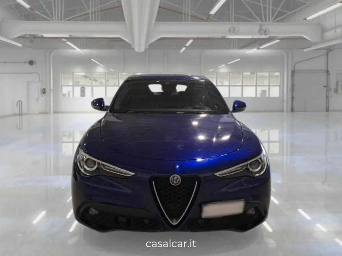 Alfa Romeo Stelvio usata a Salerno (2)