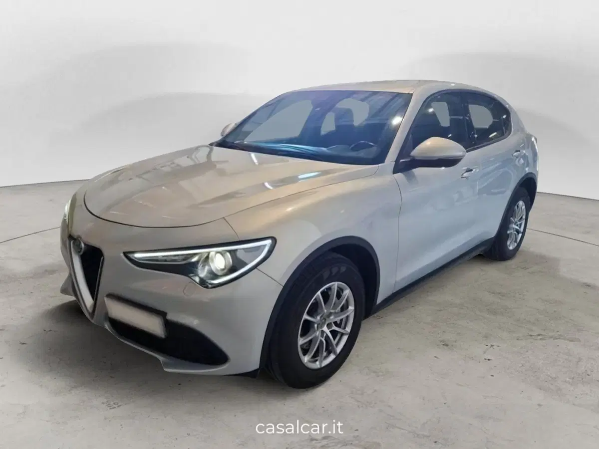 Alfa Romeo Stelvio usata a Salerno