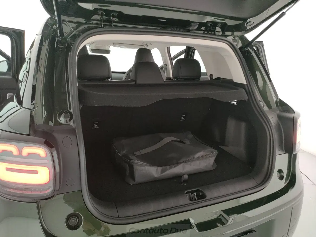 Leapmotor B03X nuova a Caserta (12)