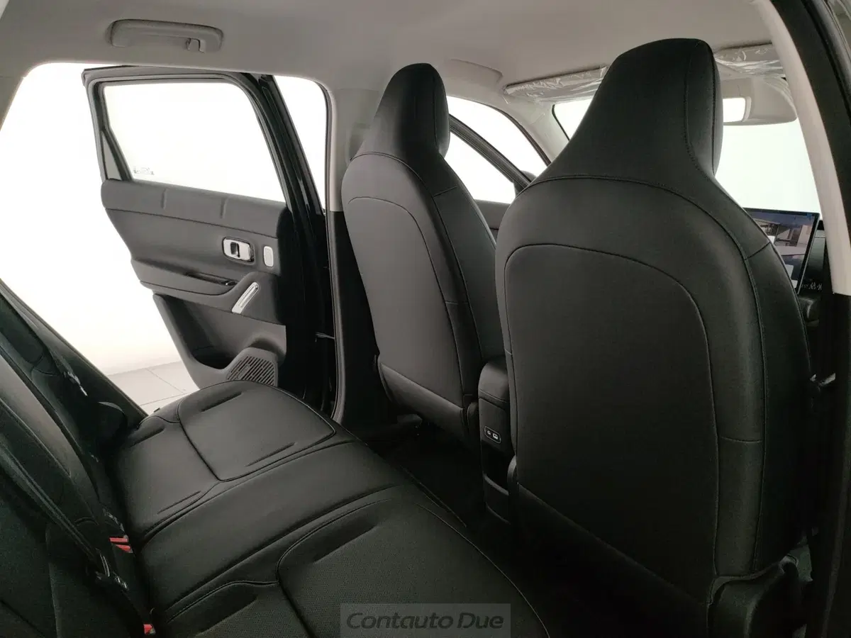 Leapmotor B03X nuova a Caserta (15)