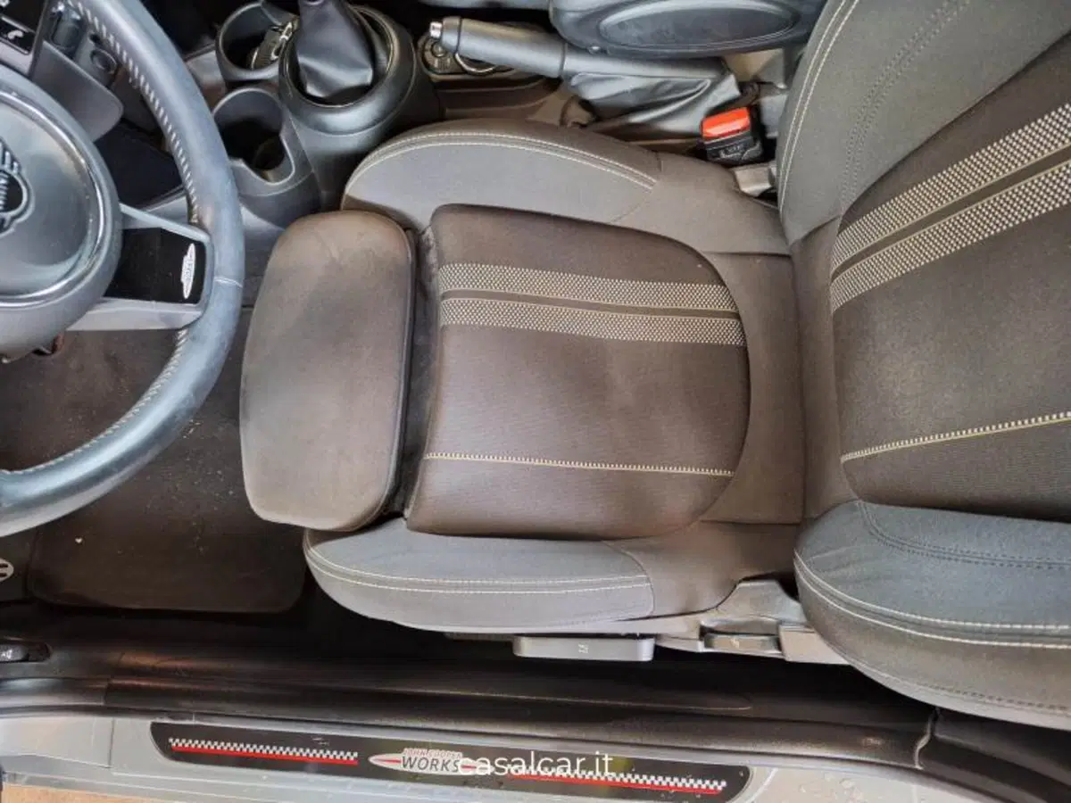 MINI Mini Cabrio usata a Salerno (13)