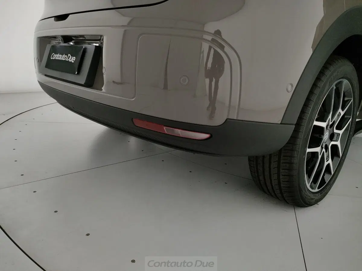 Leapmotor B03X nuova a Caserta (12)