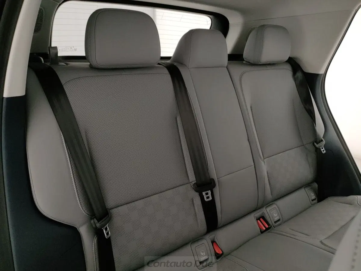 Leapmotor B03X nuova a Caserta (13)