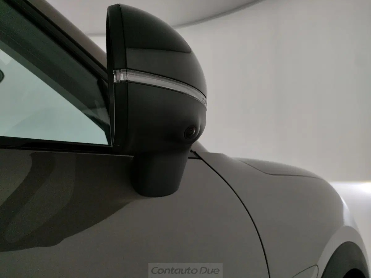 Leapmotor B03X nuova a Caserta (19)