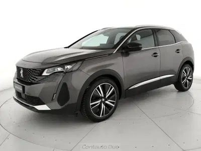 Peugeot 3008 BlueHDi 130 S&S EAT8 GT Pack del 2021 usata a Teverola