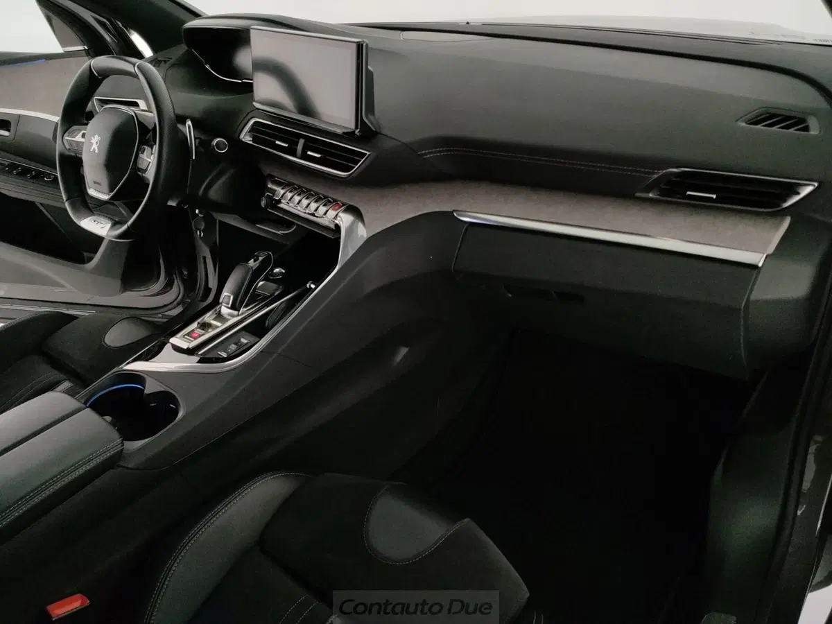 Peugeot 3008 usata a Caserta (19)