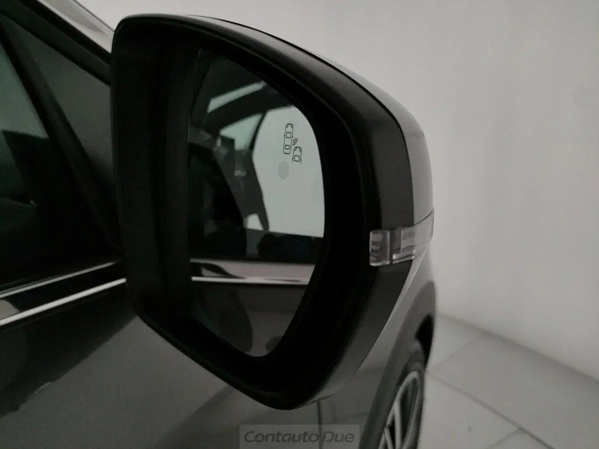 Peugeot 3008 usata a Caserta (20)