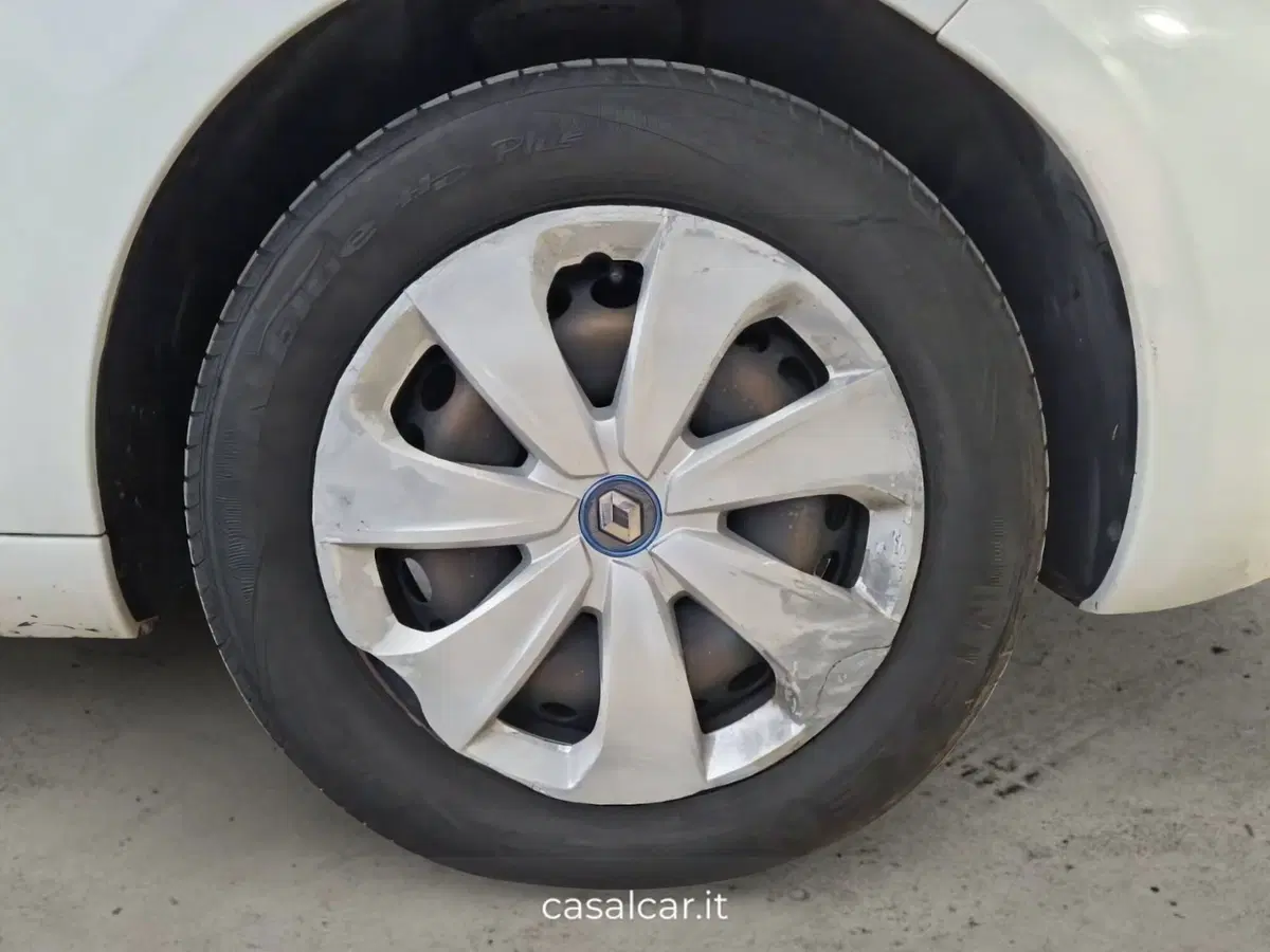 Renault Zoe usata a Salerno (13)