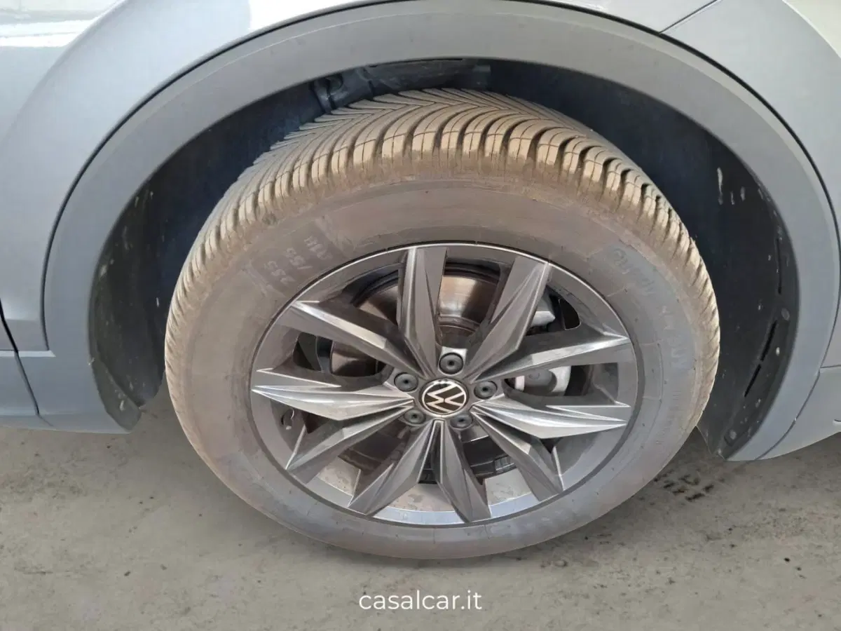 Volkswagen Tiguan usata a Salerno (17)