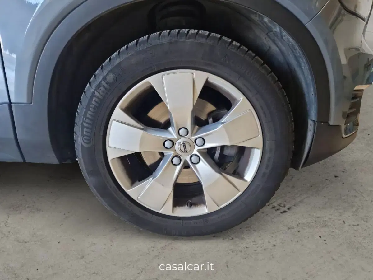 VOLVO Veicoli Commerciali XC40 usata a Salerno (15)