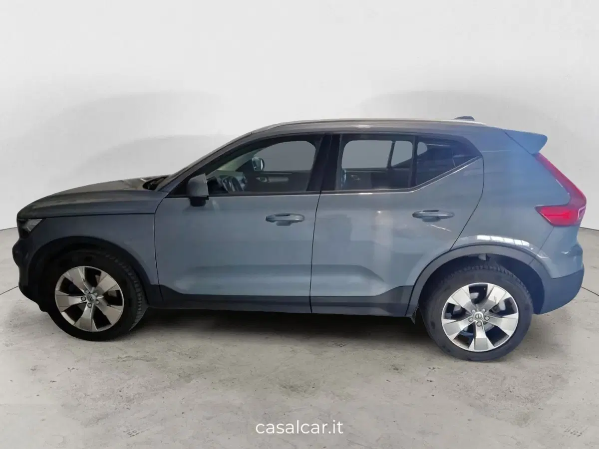 VOLVO Veicoli Commerciali XC40 usata a Salerno (4)