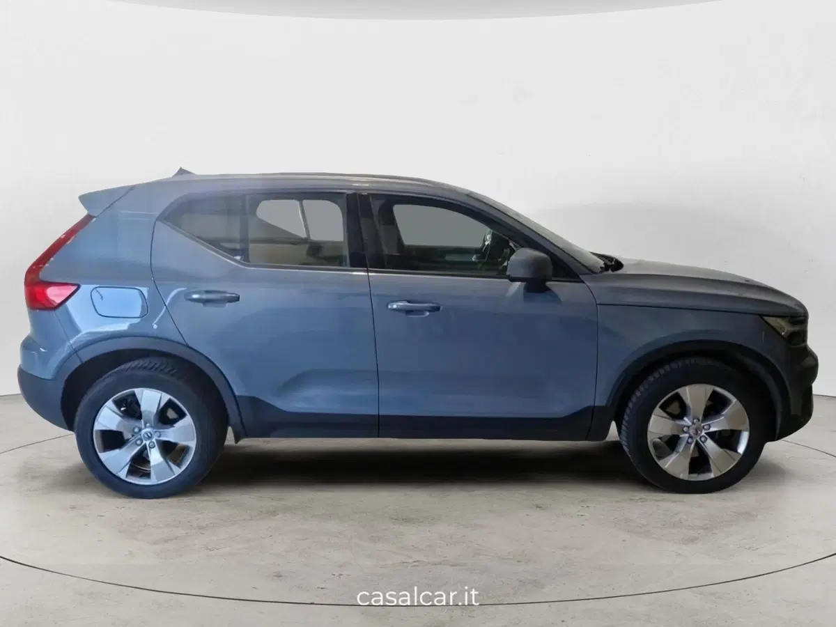 VOLVO Veicoli Commerciali XC40 usata a Salerno (5)