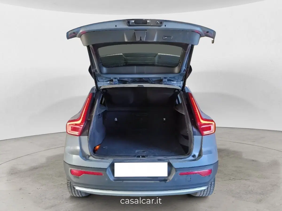 VOLVO Veicoli Commerciali XC40 usata a Salerno (6)