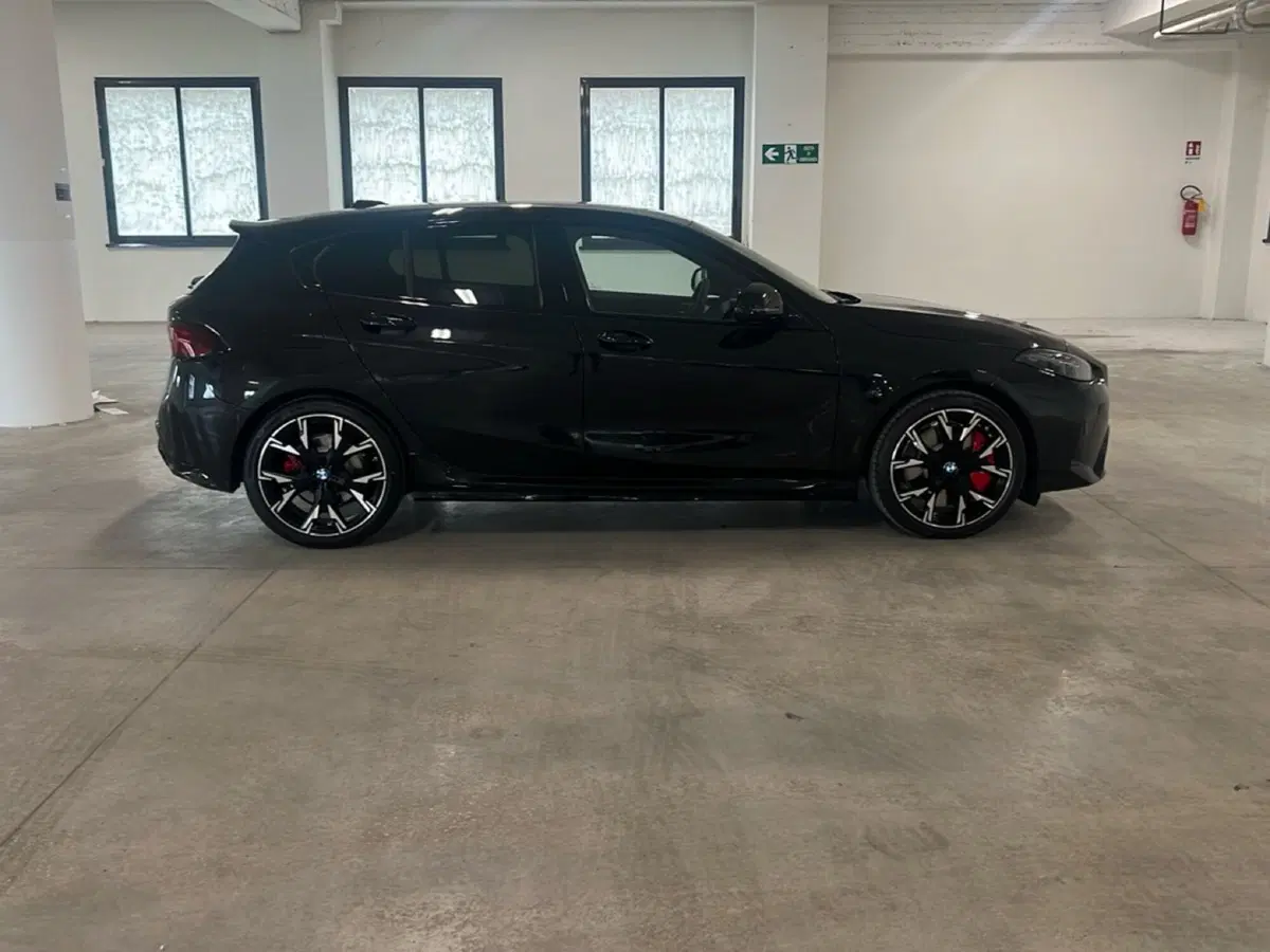 BMW Serie 1 nuova a Torino (11)