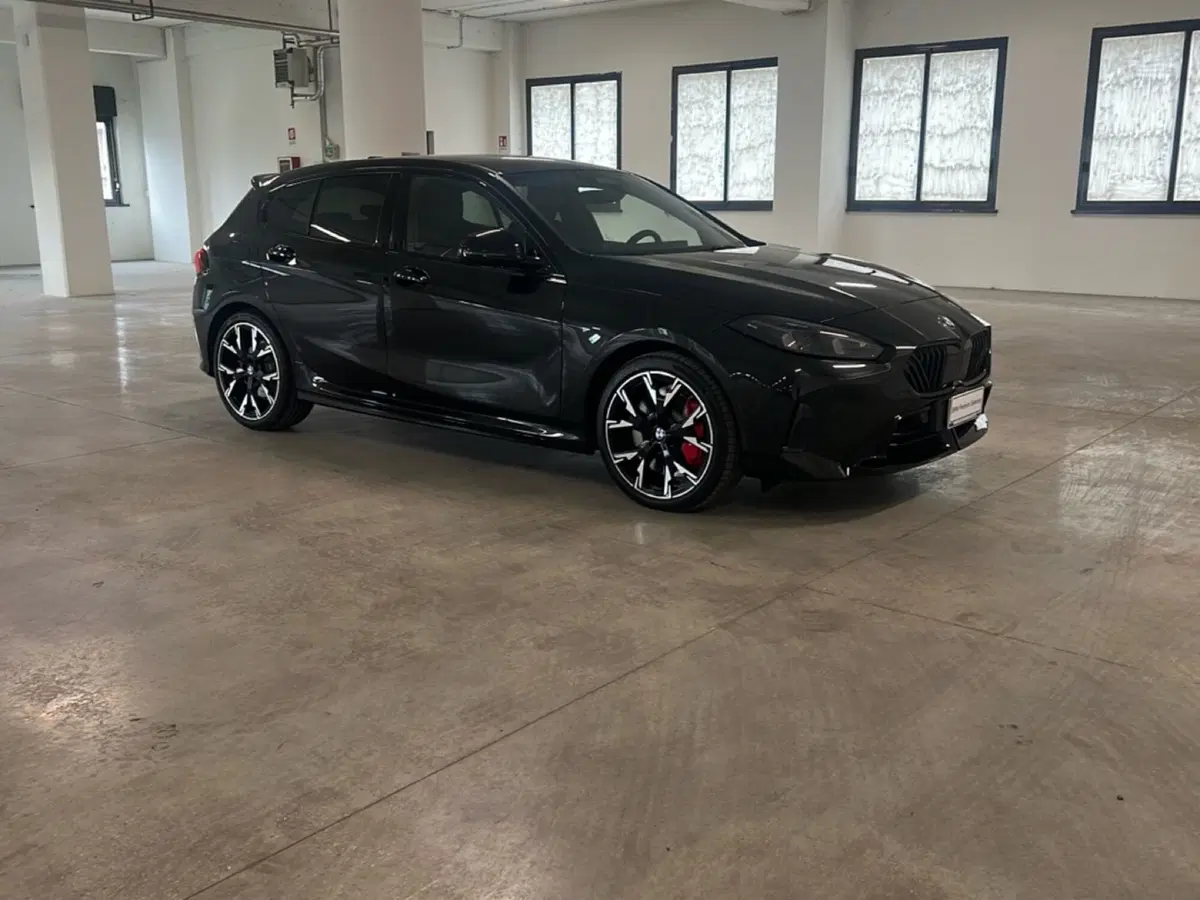 BMW Serie 1 nuova a Torino (4)