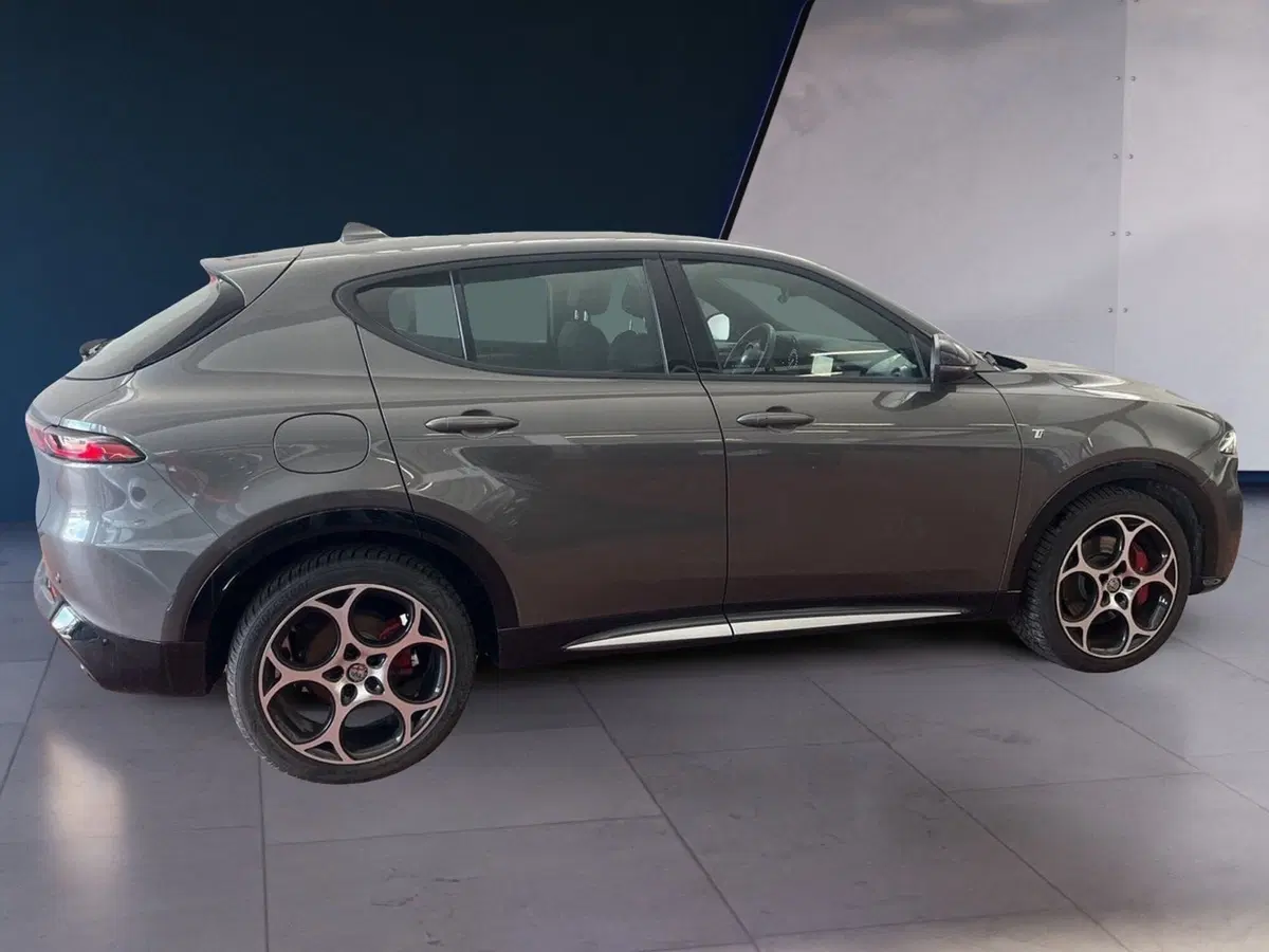 Alfa Romeo Tonale usata a Torino (4)