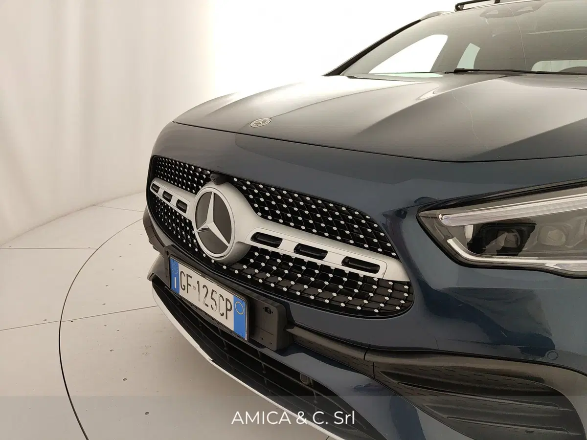 Mercedes-Benz GLA SUV usata a Caserta (12)