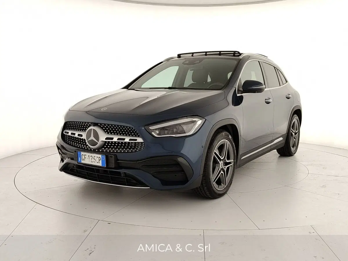Mercedes-Benz GLA SUV usata a Caserta (3)