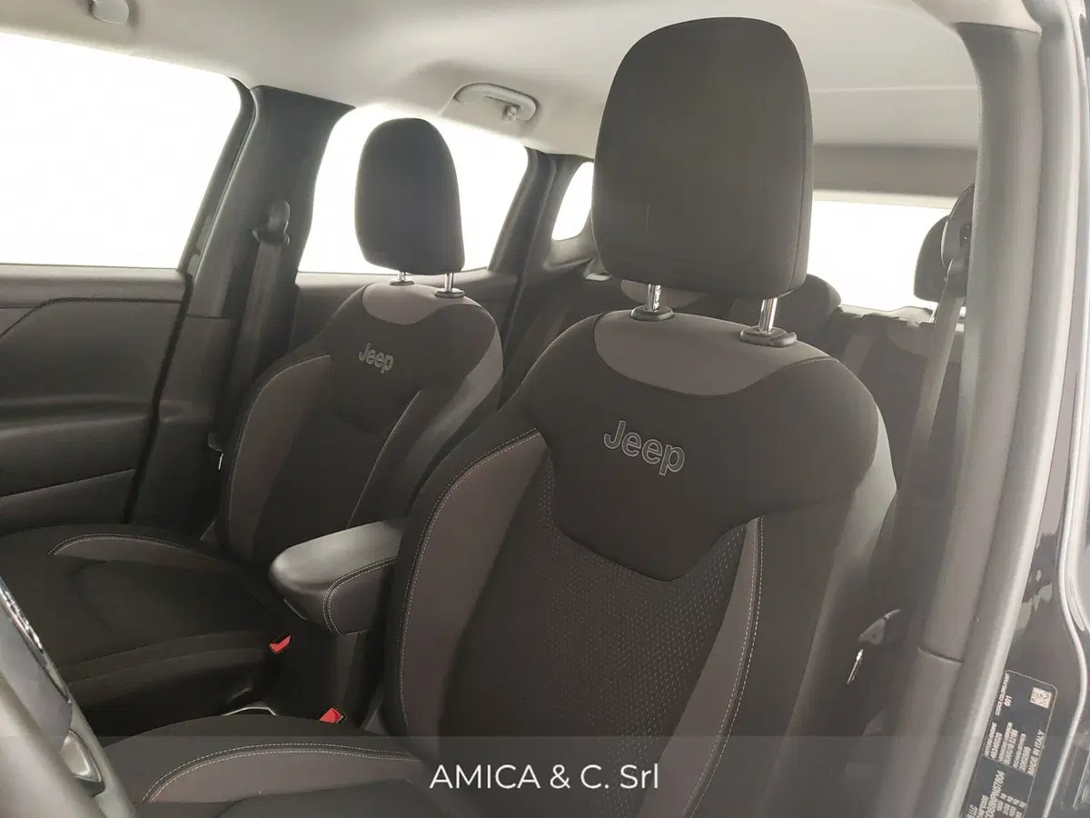 Jeep Renegade usata a Caserta (17)