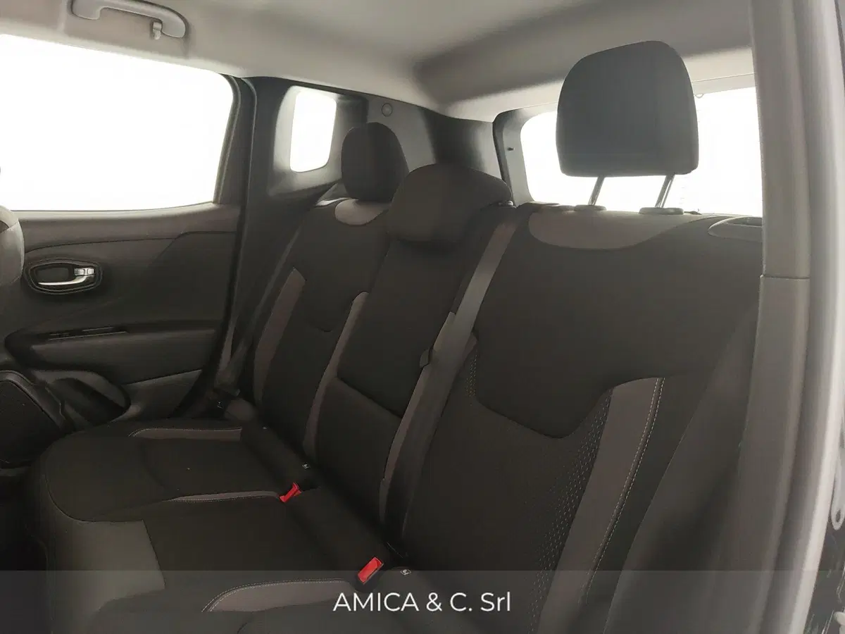 Jeep Renegade usata a Caserta (19)