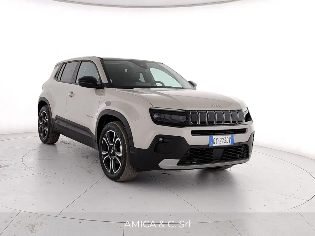 Jeep Avenger usata a Caserta
