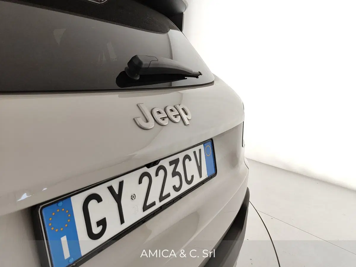 Jeep Avenger usata a Caserta (11)