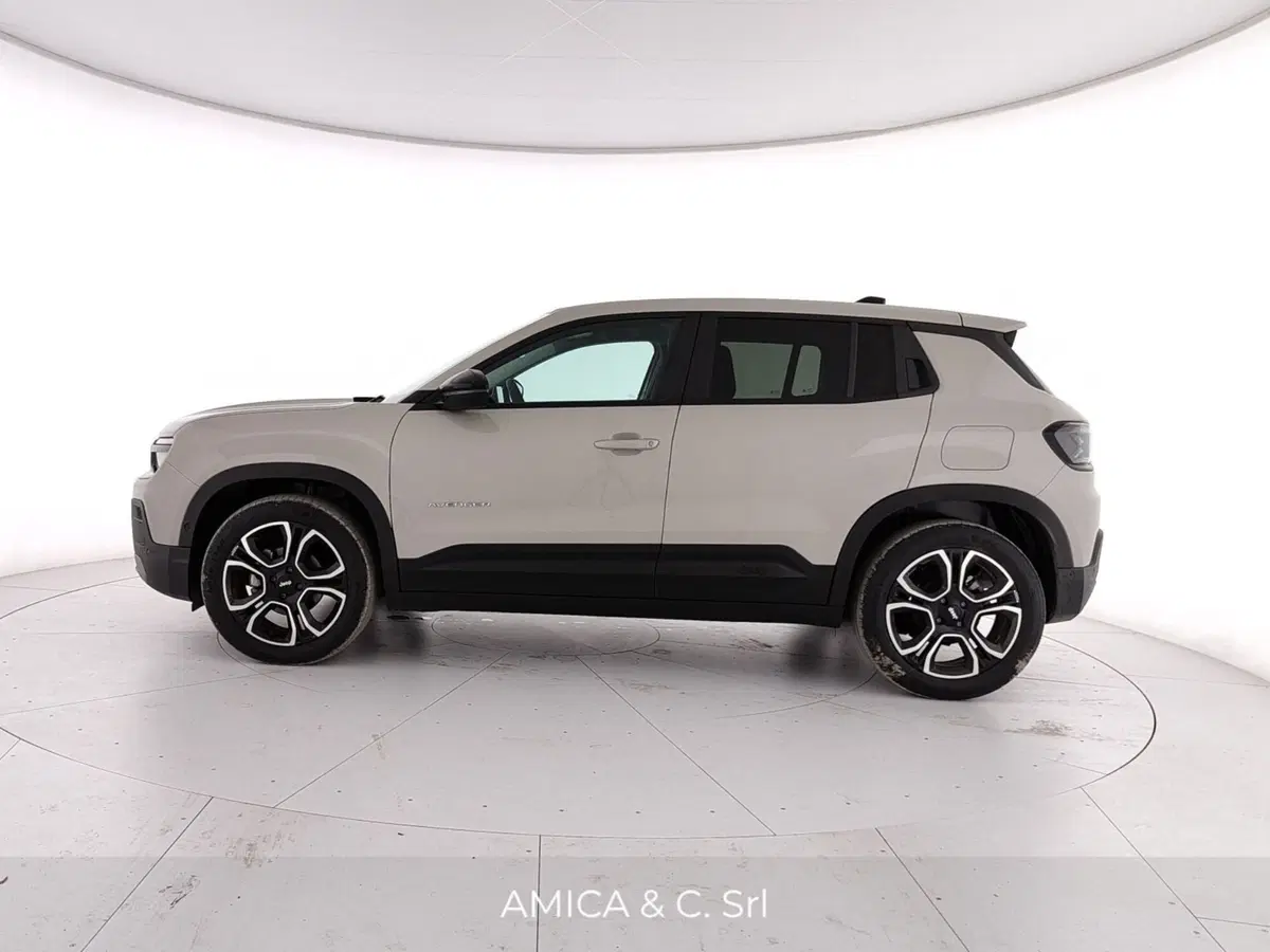Jeep Avenger usata a Caserta (4)