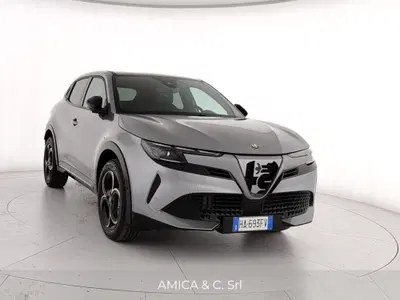 Alfa Romeo Junior 1.2 ibrida Q4 Intensa 145cv edct6 del 2025 usata a Caserta