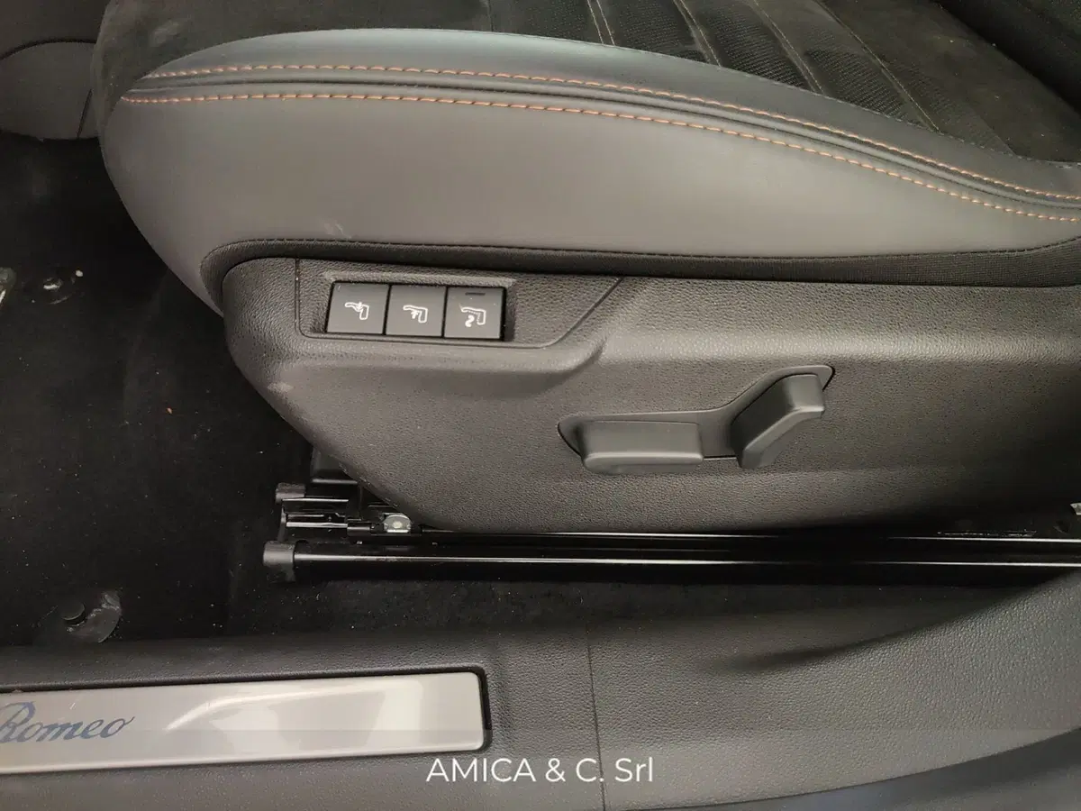 Alfa Romeo Junior usata a Caserta (15)