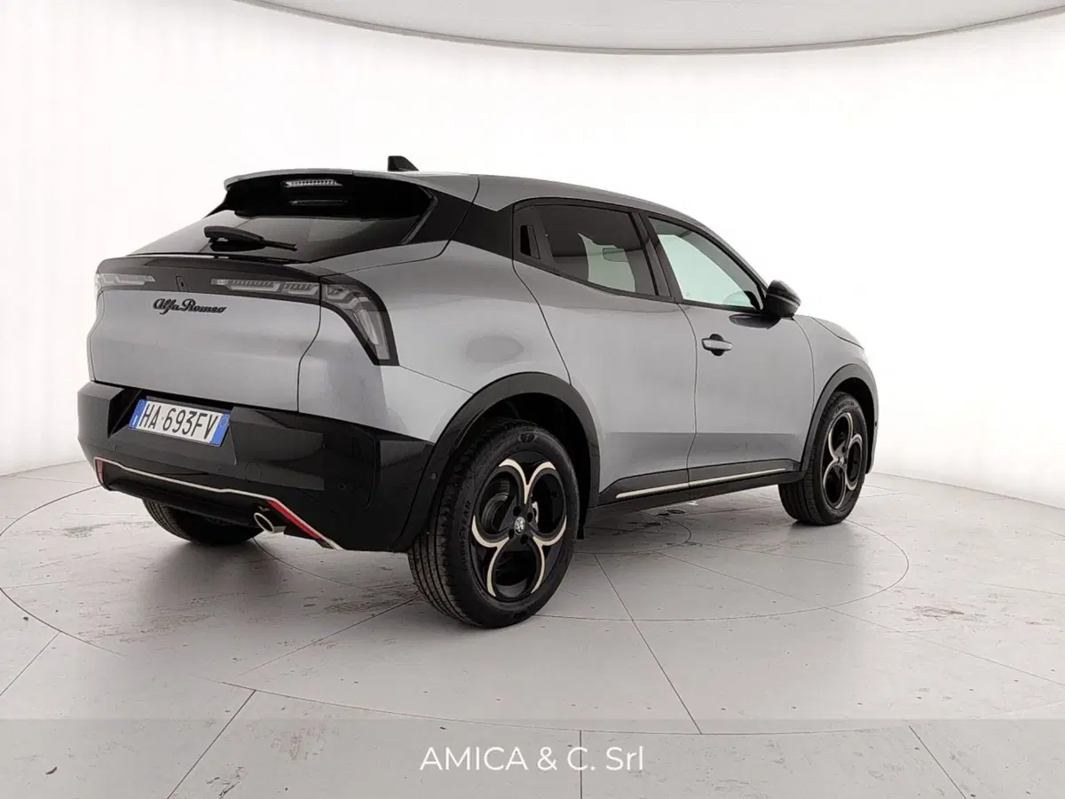 Alfa Romeo Junior usata a Caserta (7)