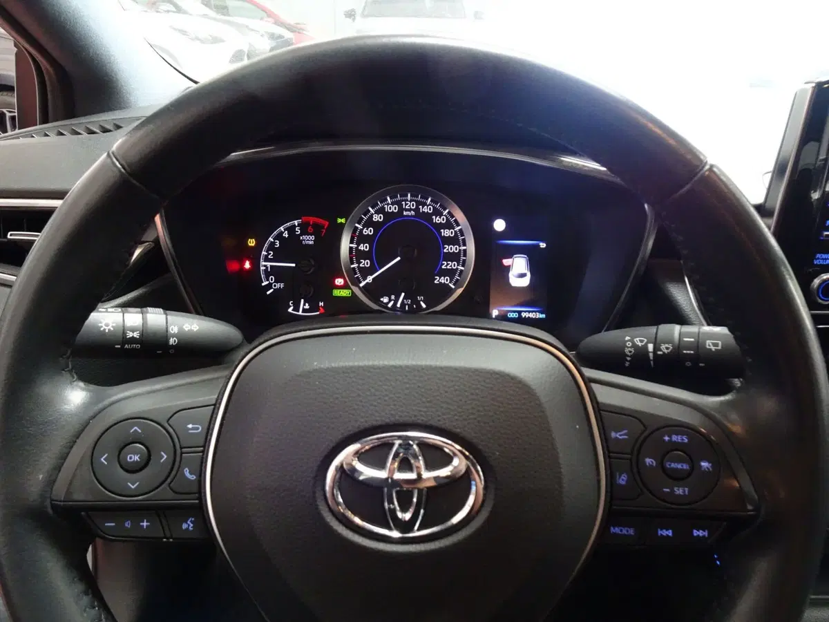 Toyota Corolla Touring Sports usata a Treviso (12)