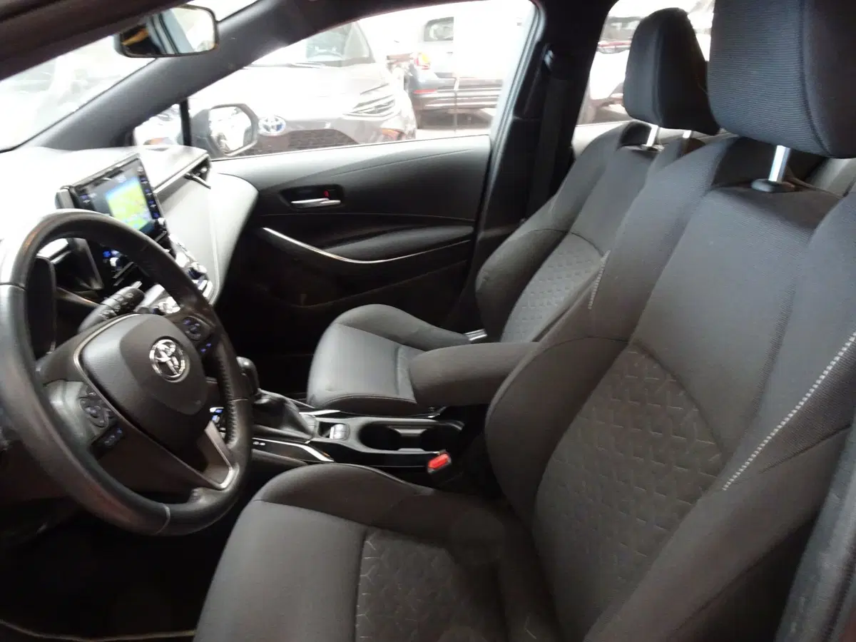 Toyota Corolla Touring Sports usata a Treviso (8)