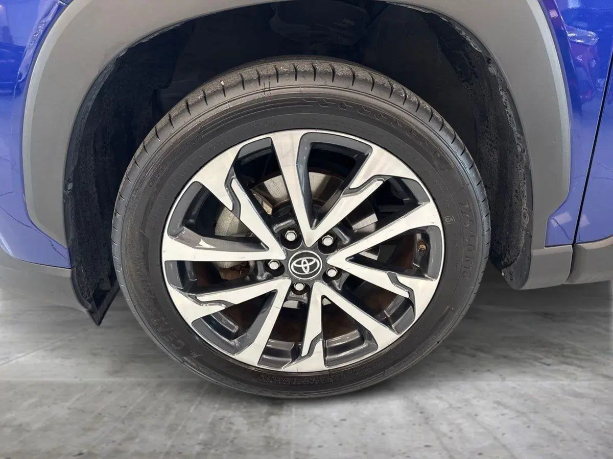 Toyota Corolla Cross Hybrid usata a Prato (9)