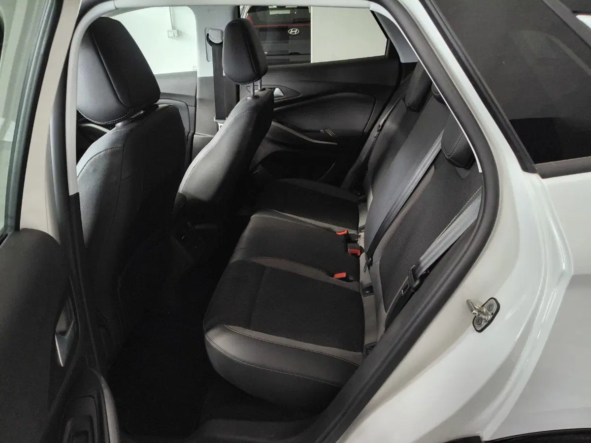 Opel Grandland usata a Macerata (19)