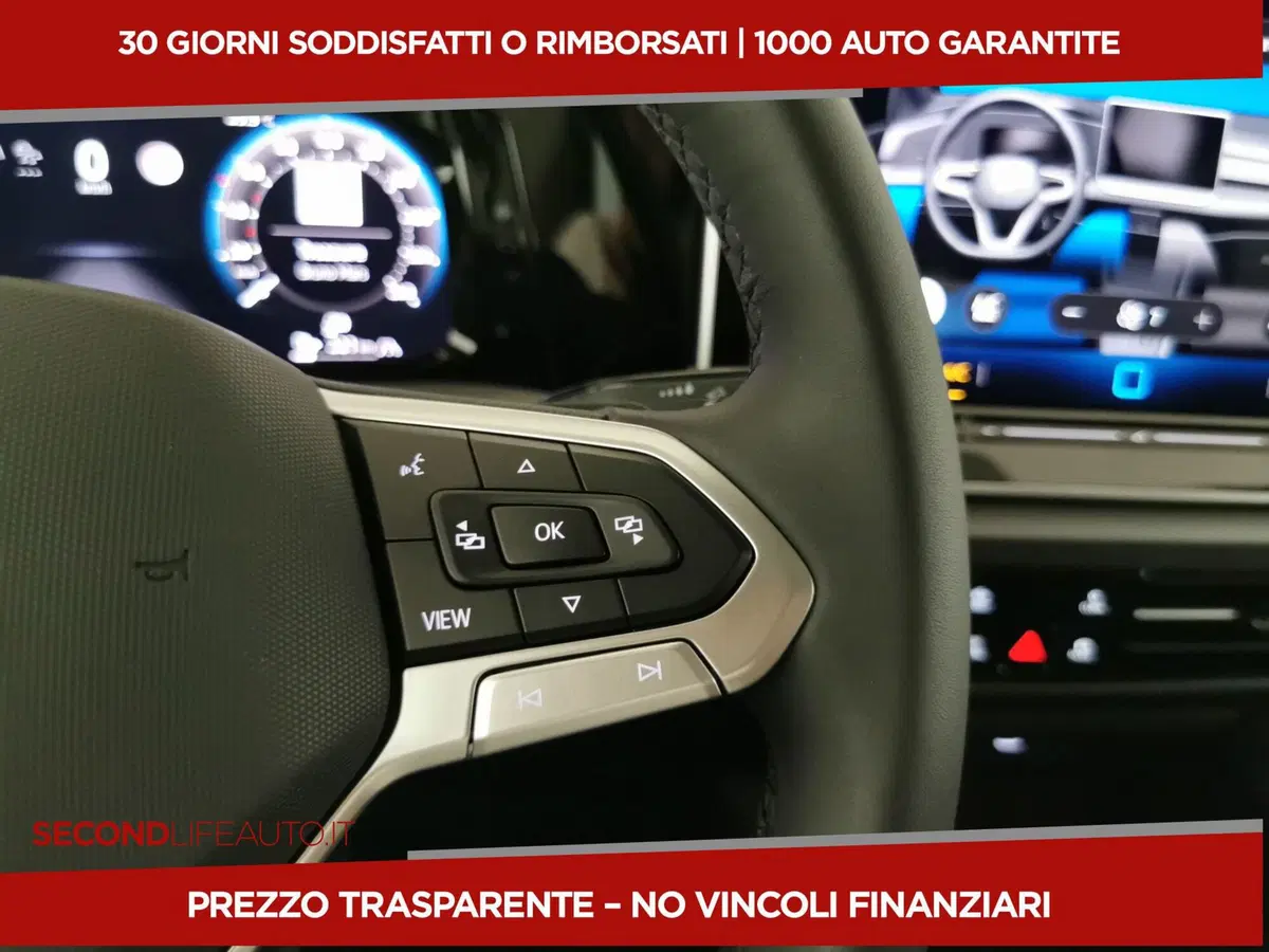 Volkswagen Golf nuova a Chieti (12)