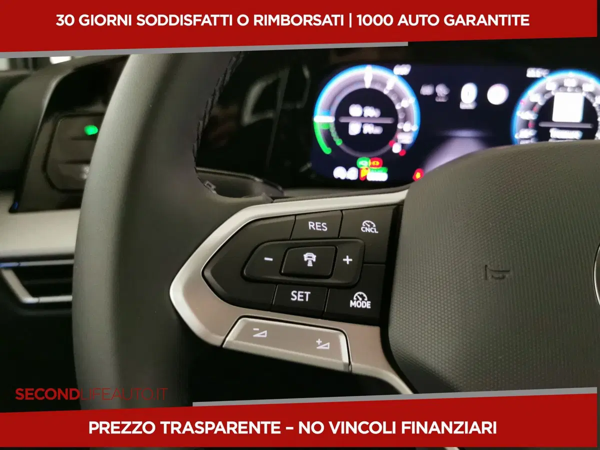 Volkswagen Golf nuova a Chieti (15)