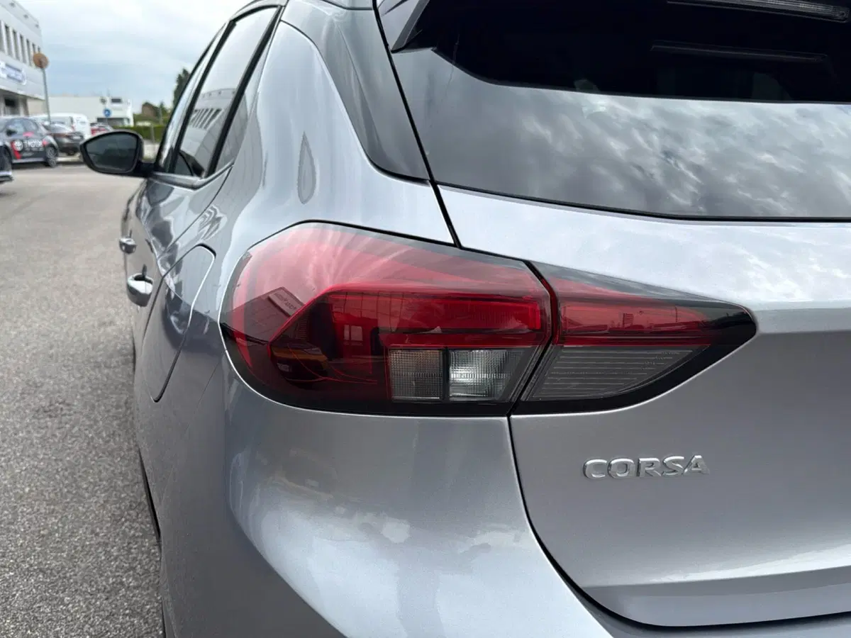 Opel Corsa usata a Mantova (10)