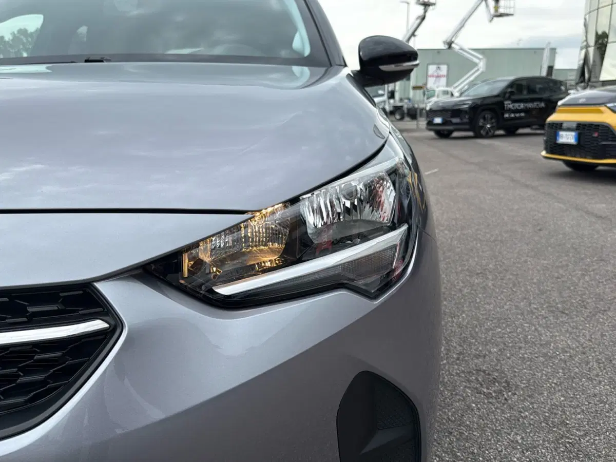 Opel Corsa usata a Mantova (9)