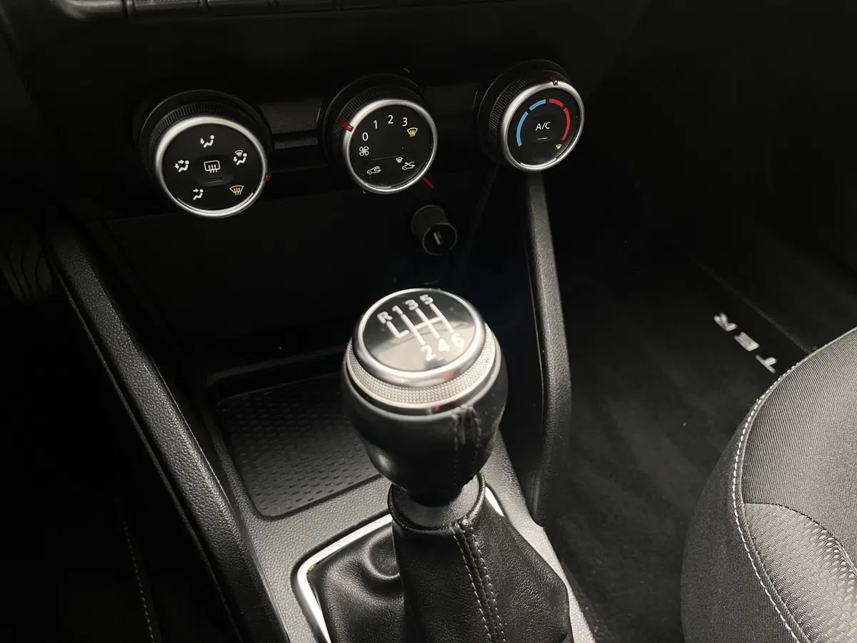Dacia Duster usata a Modena (16)
