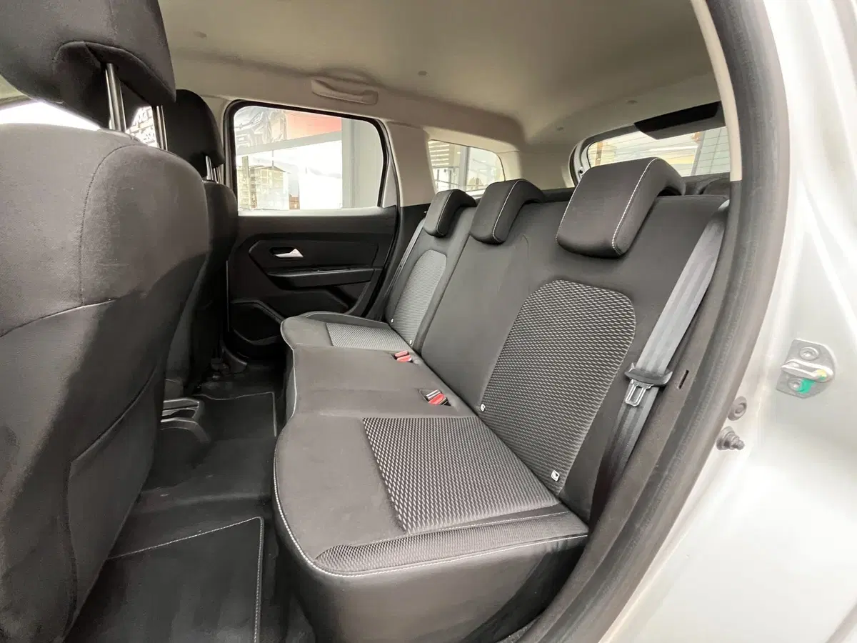 Dacia Duster usata a Modena (9)