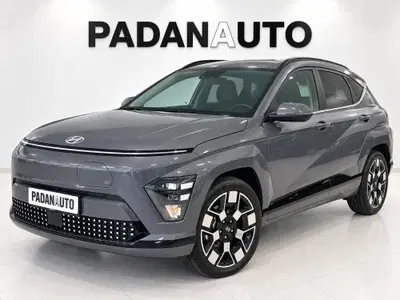 Hyundai Kona 64,8 kWh Exclusive del 2025 usata a Ferrara