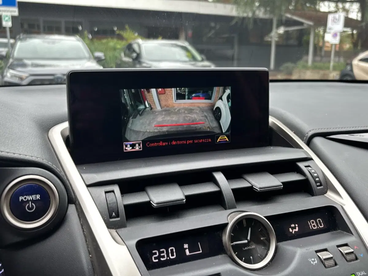 Lexus NX usata a Bologna (12)
