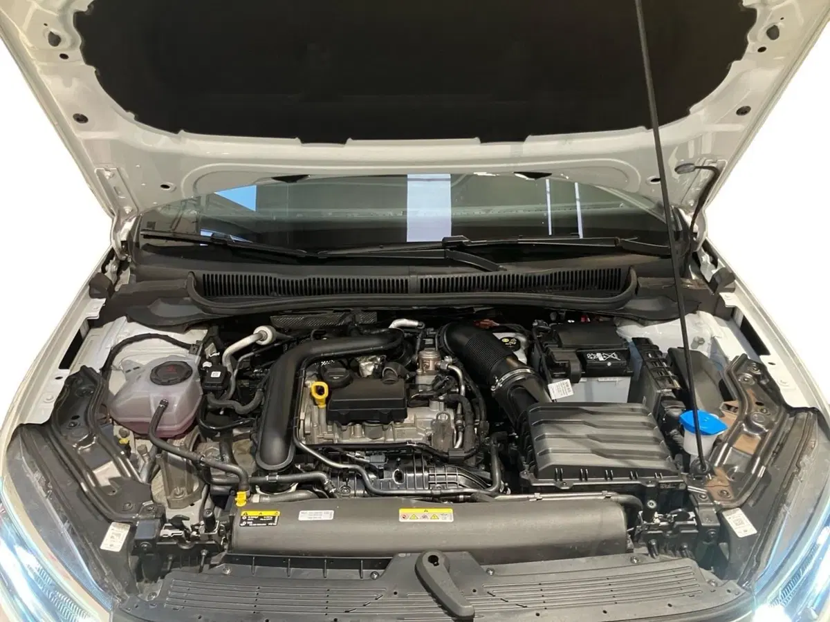 Volkswagen Taigo usata a Bologna (12)