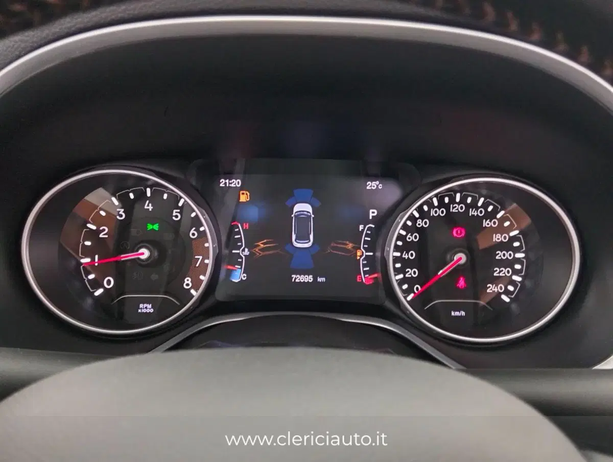 Jeep Compass usata a Como (11)
