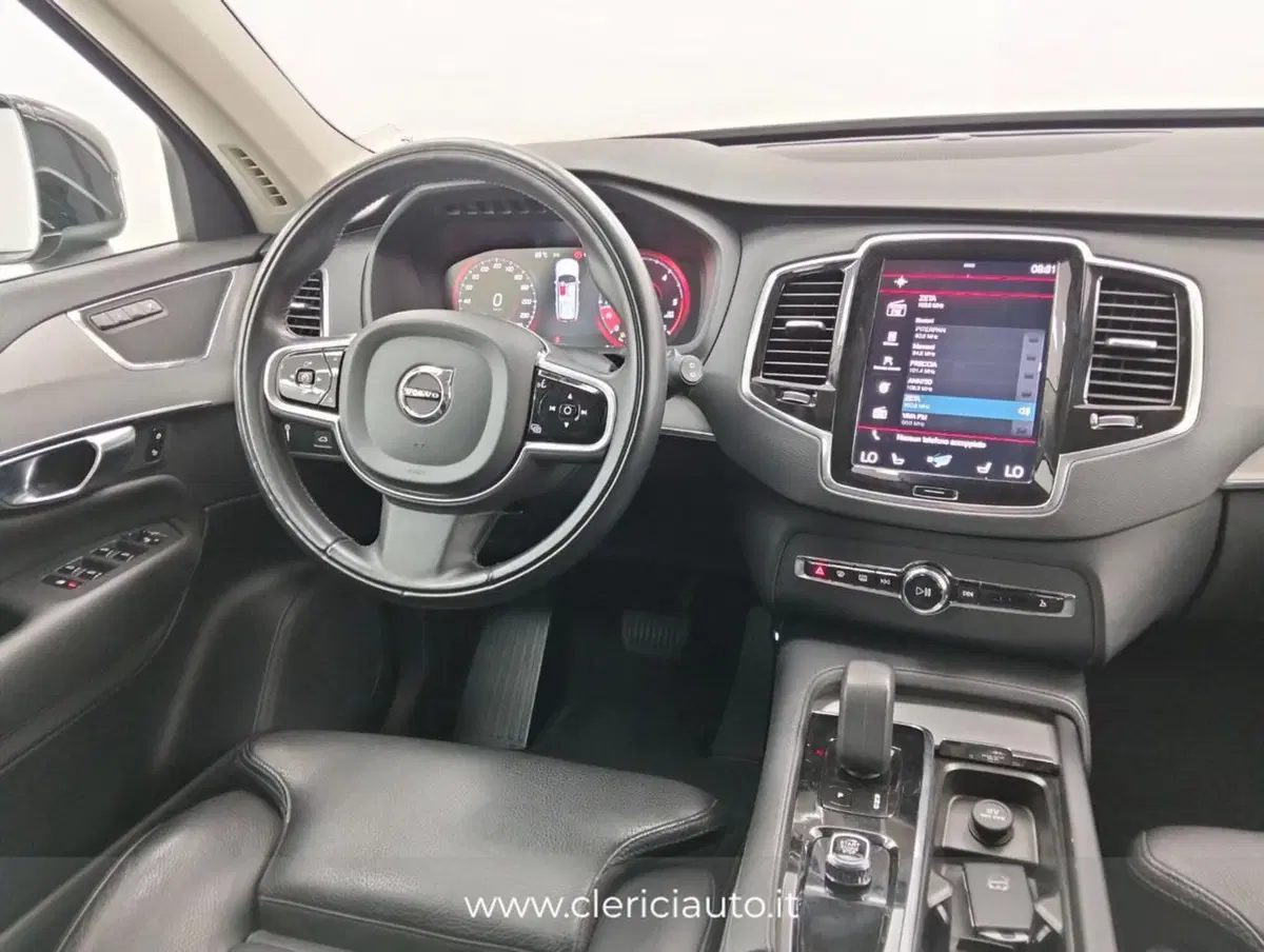 Volvo XC90 usata a Como (11)