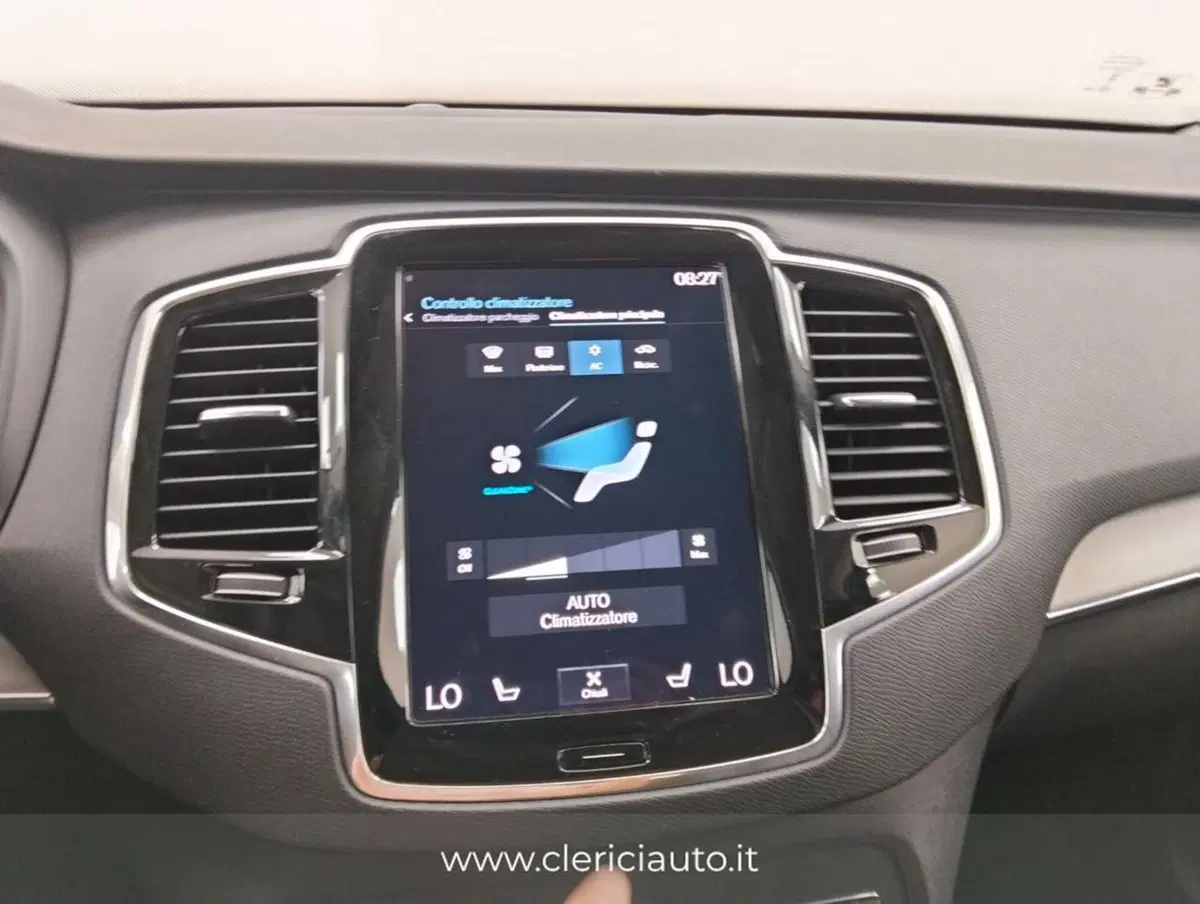 Volvo XC90 usata a Como (15)