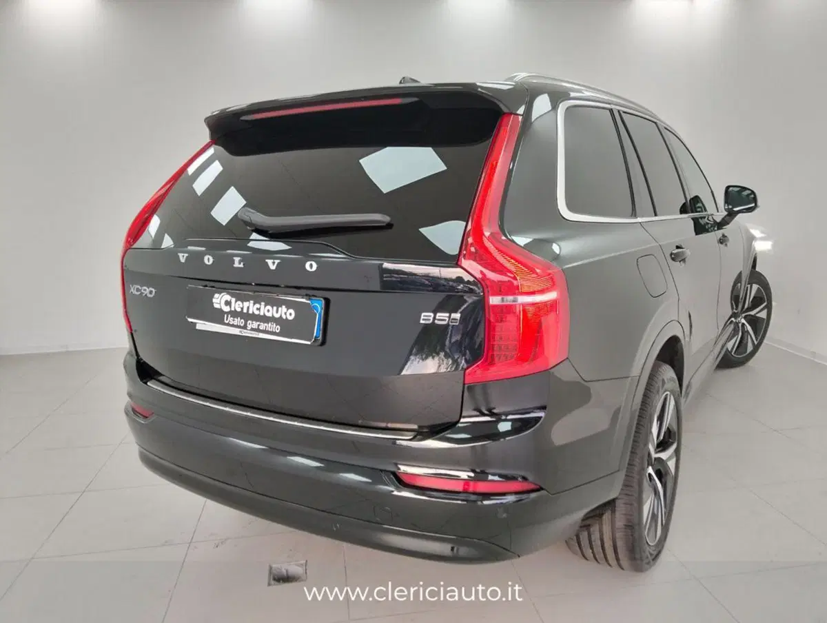 Volvo XC90 usata a Como (2)